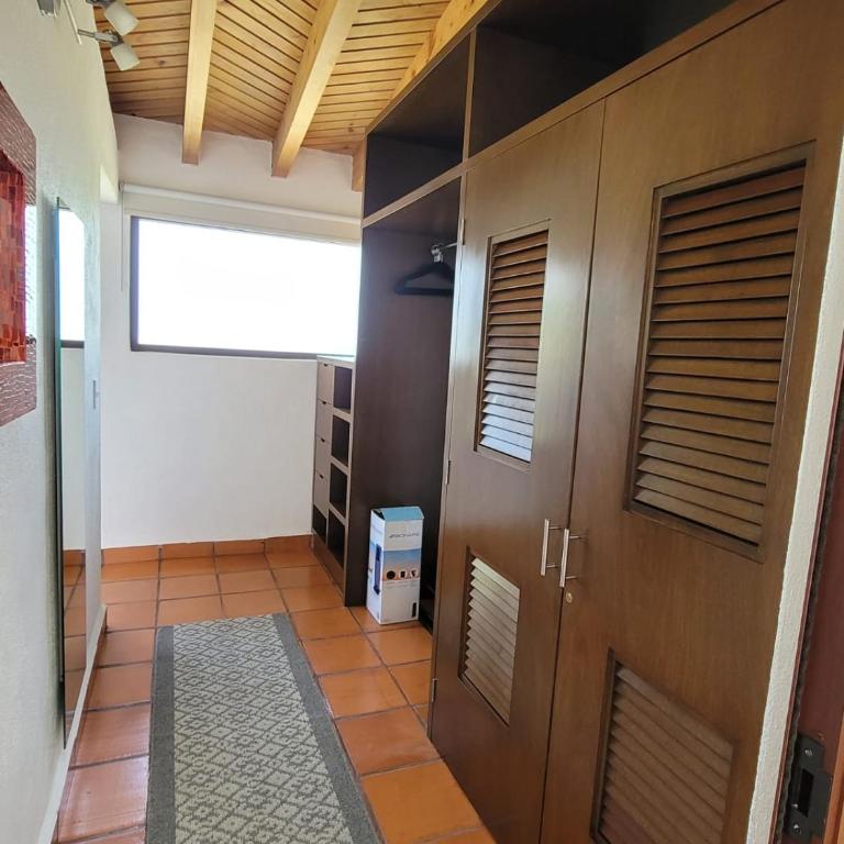 Casa Los Pinos, with a lake view in Avándaro - Villa - 13