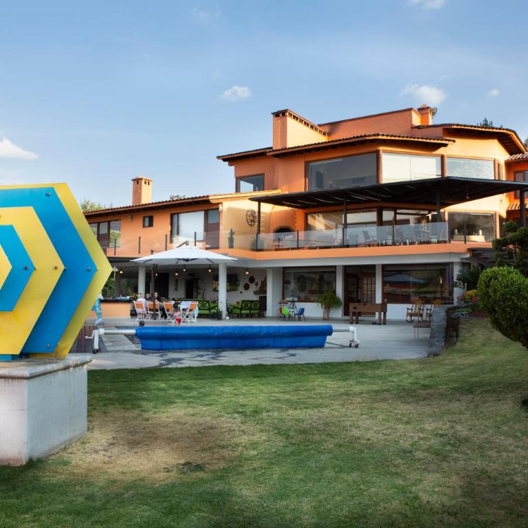 Casa Los Pinos, with a lake view in Avándaro - Villa - 36