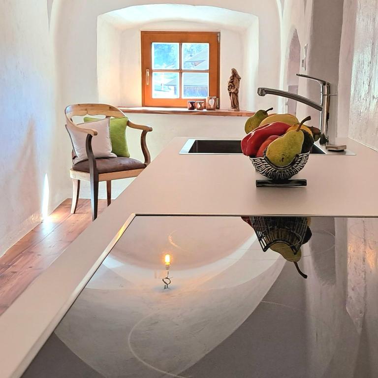 zuLAVOGL - Appartamento con 2 Camere da Letto - 2