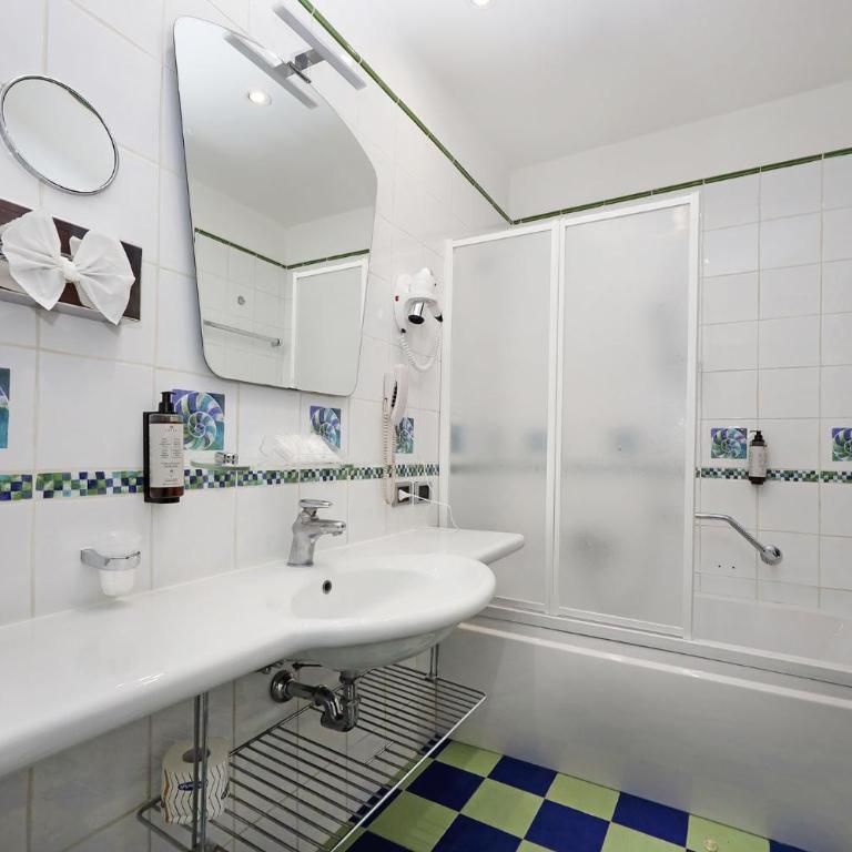 Hotel Corot - Double Room - 10