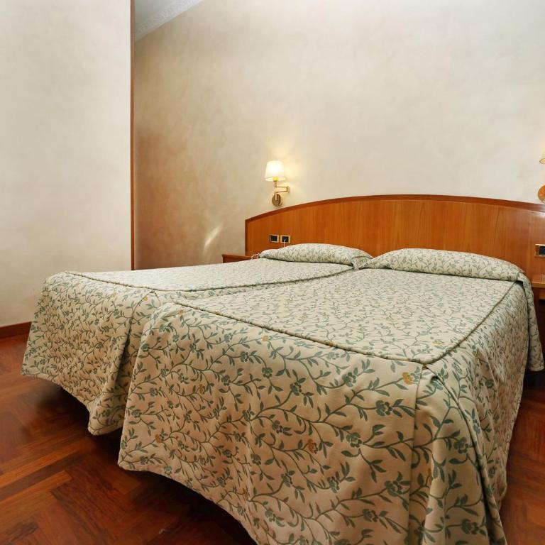 Hotel Corot - Double Room - 4
