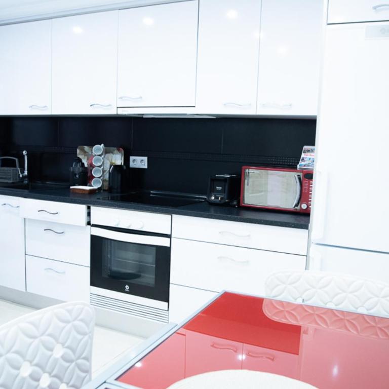 St Germain - Three-Bedroom Apartment - 8