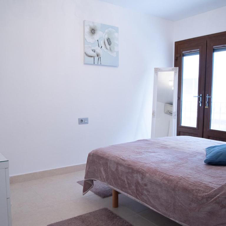 St Germain - Three-Bedroom Apartment - 9