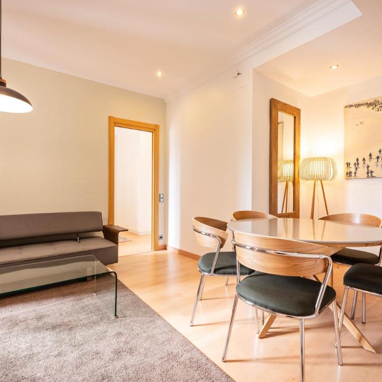 Sweett - Vicky Barcelona - Three-Bedroom Apartment - 1