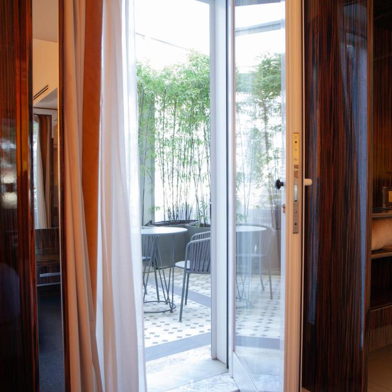 Le Boutique Hotel - Double Room with Patio - 4