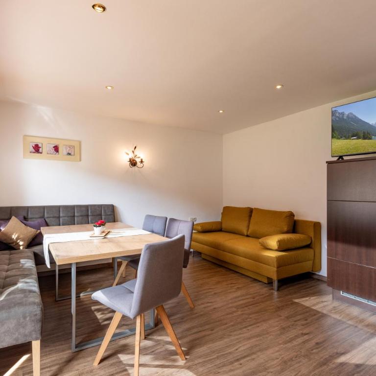 Haus Alpenrose - Apartment mit 3 Schlafzimmern - 2