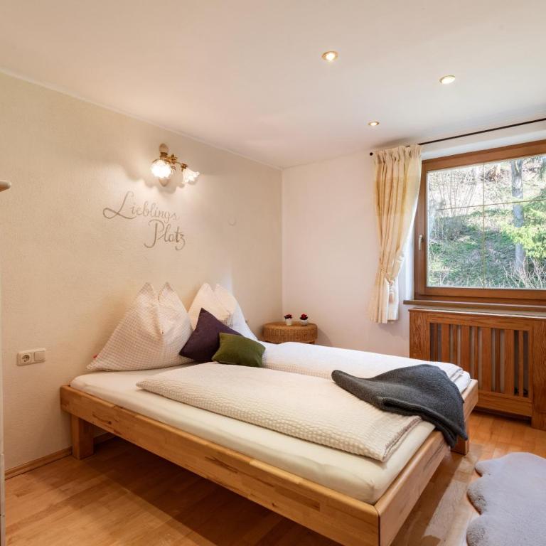 Haus Alpenrose - Apartment mit 3 Schlafzimmern - 4