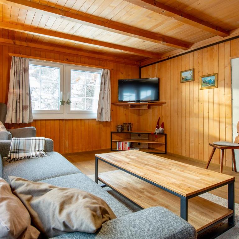 Ferienhaus Gäbi - Ferienwohnungen - Apartment mit 2 Schlafzimmern und Terrasse - 1