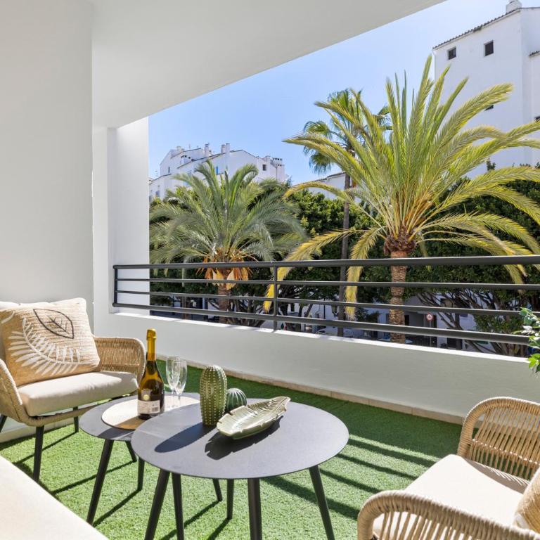 TERRAZAS DE BANUS 4 12 - Apartamento - 2