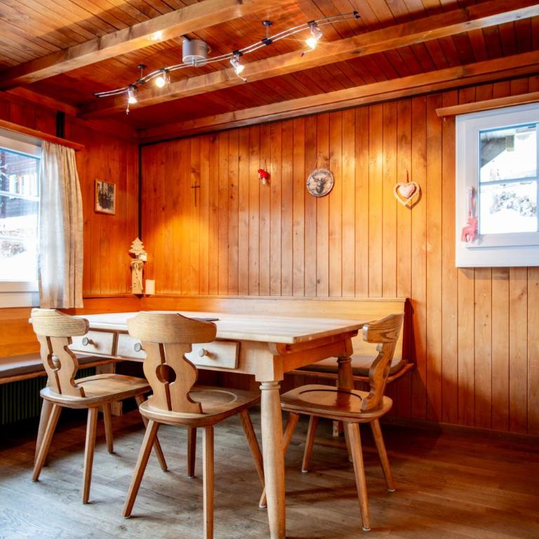 Ferienhaus Gäbi - Ferienwohnungen - Apartment mit 2 Schlafzimmern und Terrasse - 3