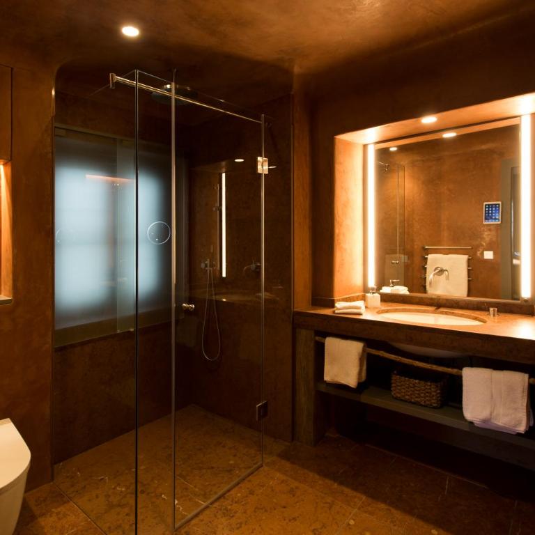 Townhouse Weisses Kreuz Boutiquehotel - Superior Doppelzimmer - 2
