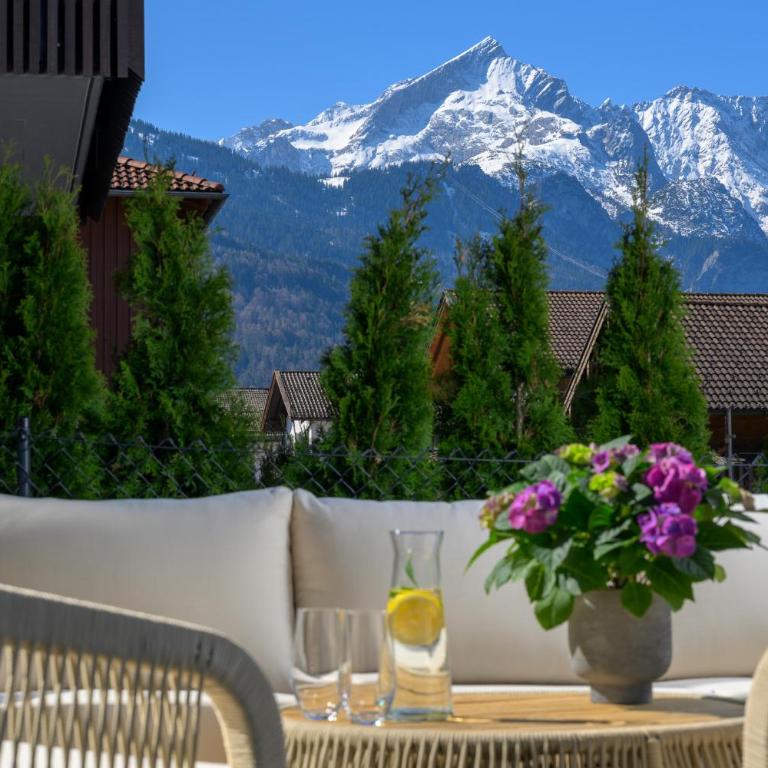 BergHome - Apartment mit 2 Schlafzimmern mit Garten und Bergblick - 1