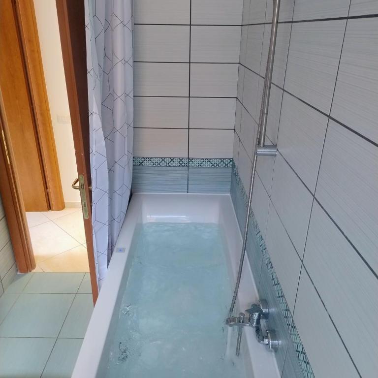 Casa del Vinile Roma - Casa con 4 camere da letto - 3