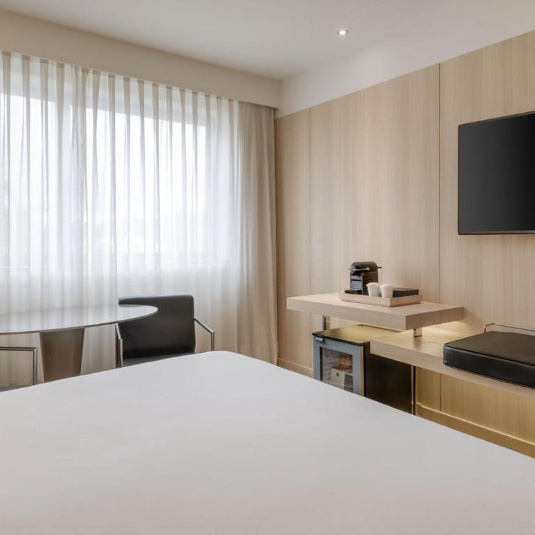 AC Hotel Córdoba by Marriott - Habitación Estándar - Cama extragrande - 1