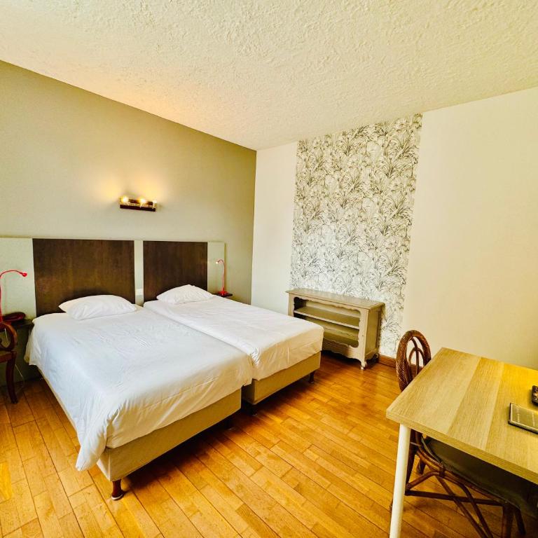 Hotel Italia - Chambre Lits Jumeaux - 1