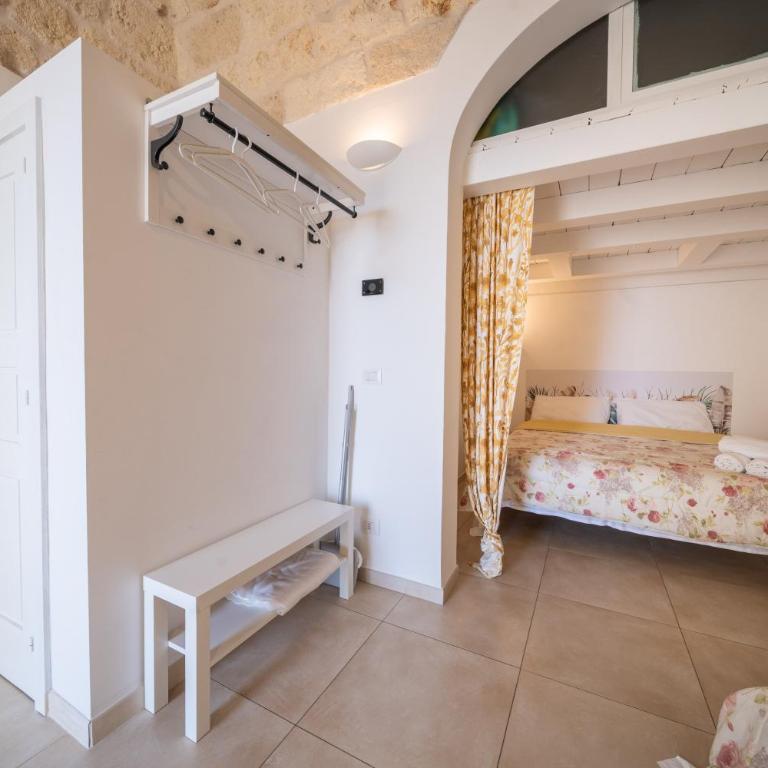 BonitAmarE - Camera Quadrupla con Balcone - 17