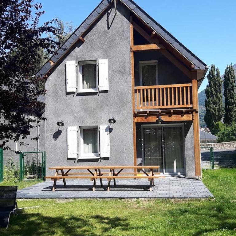 Chalet Toy 12 pers Luz Saint-Sauveur centre - Chalet - 12