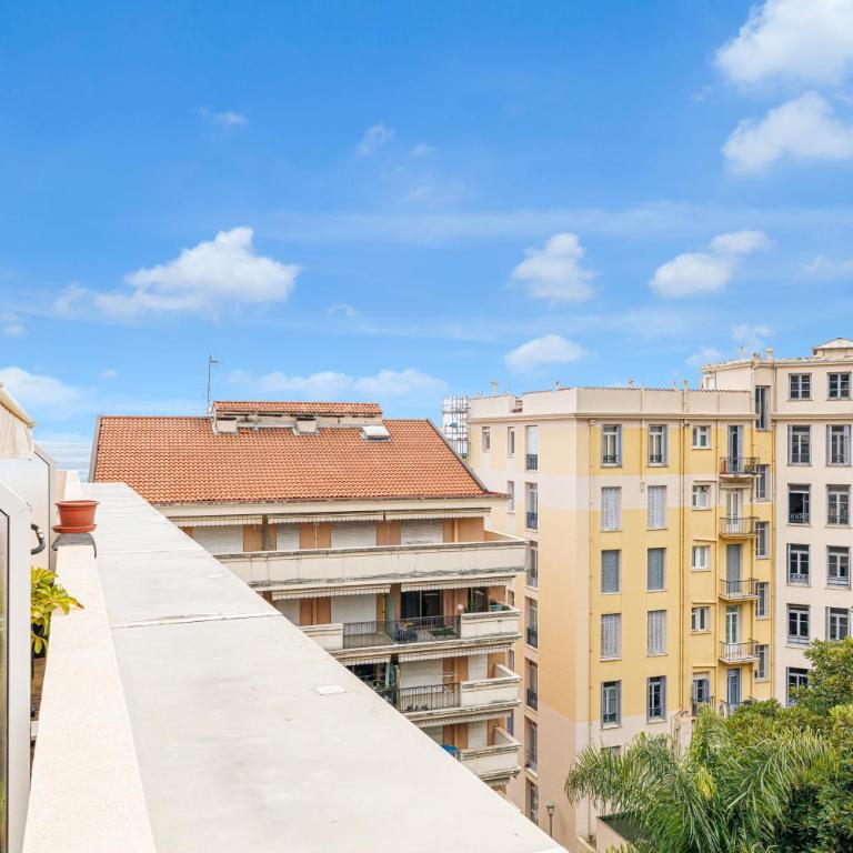 902 - Apartment top floor with AC - Appartement 1 Chambre avec Terrasse - 19