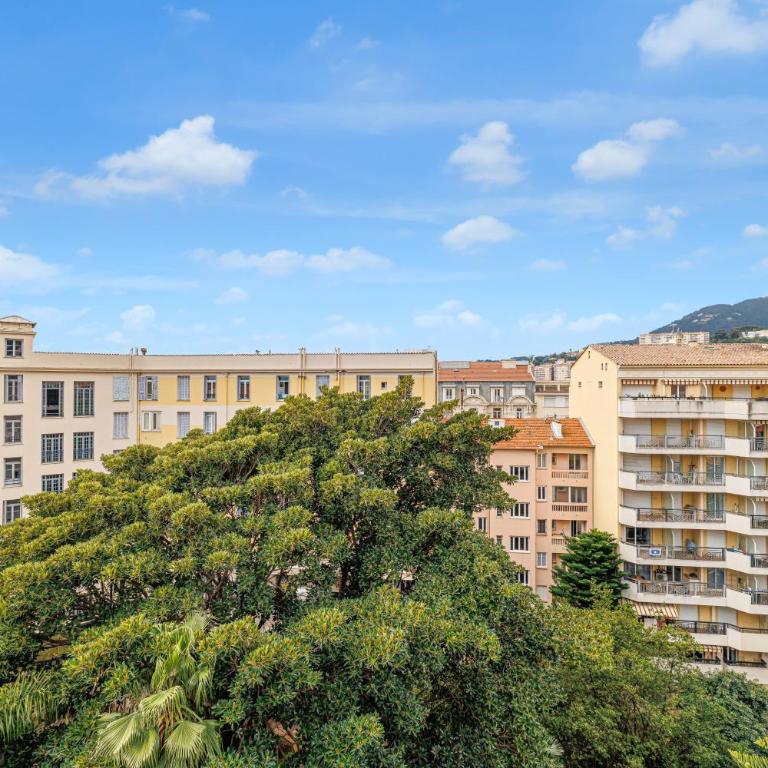 902 - Apartment top floor with AC - Appartement 1 Chambre avec Terrasse - 20