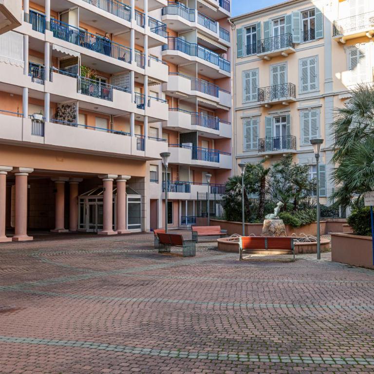 902 - Apartment top floor with AC - Appartement 1 Chambre avec Terrasse - 22