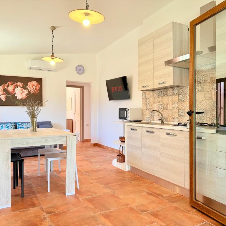 Il Glicine - Appartamenti a 4 chilometri dal mare di Orosei - Casa a Schiera con 2 Camere da Letto - 8