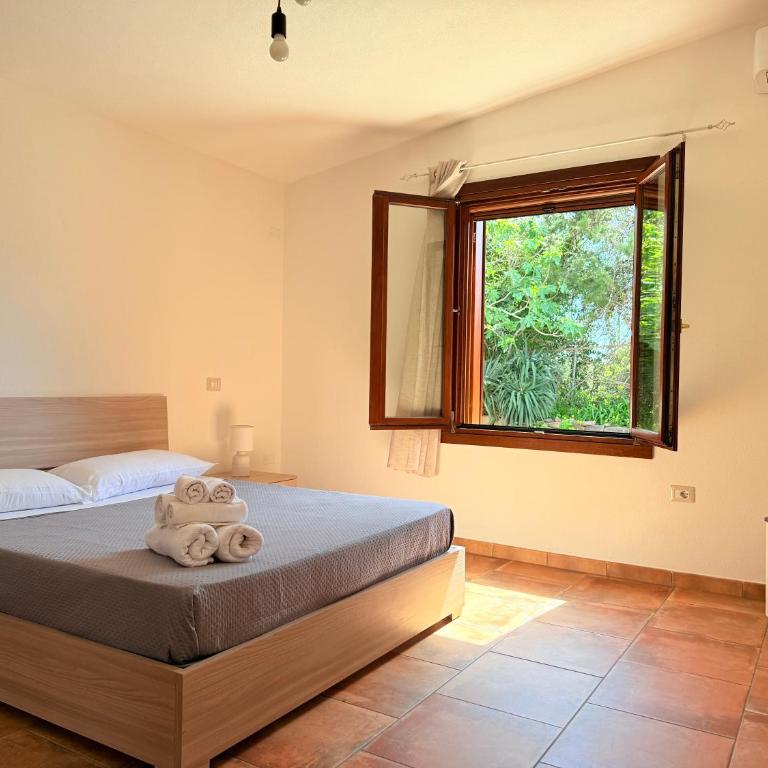 Il Glicine - Appartamenti a 4 chilometri dal mare di Orosei - Casa a Schiera con 2 Camere da Letto - 15