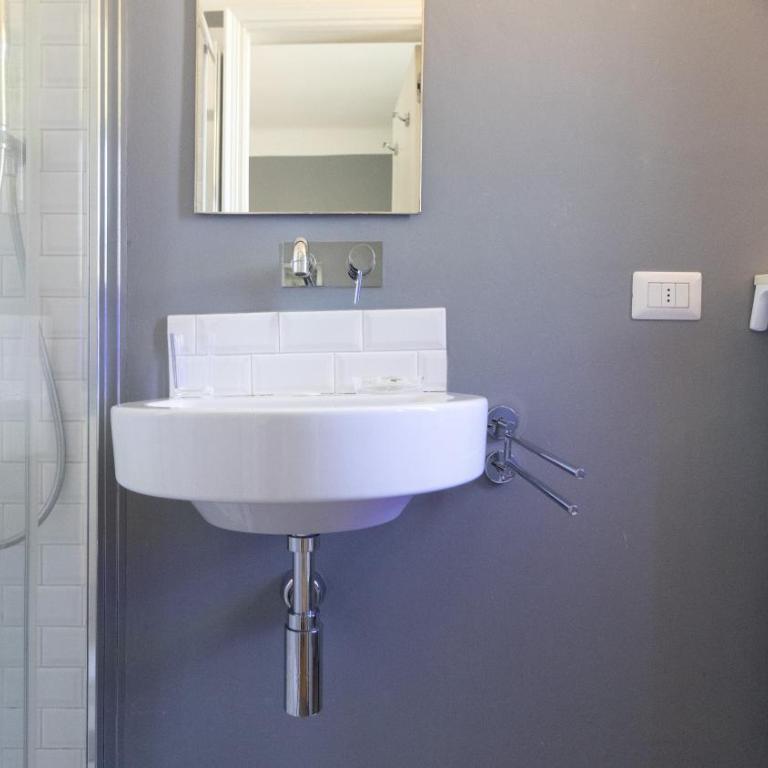Italianway Easy - Rosmini 13 B - Appartamento con 1 Camera da Letto - 35