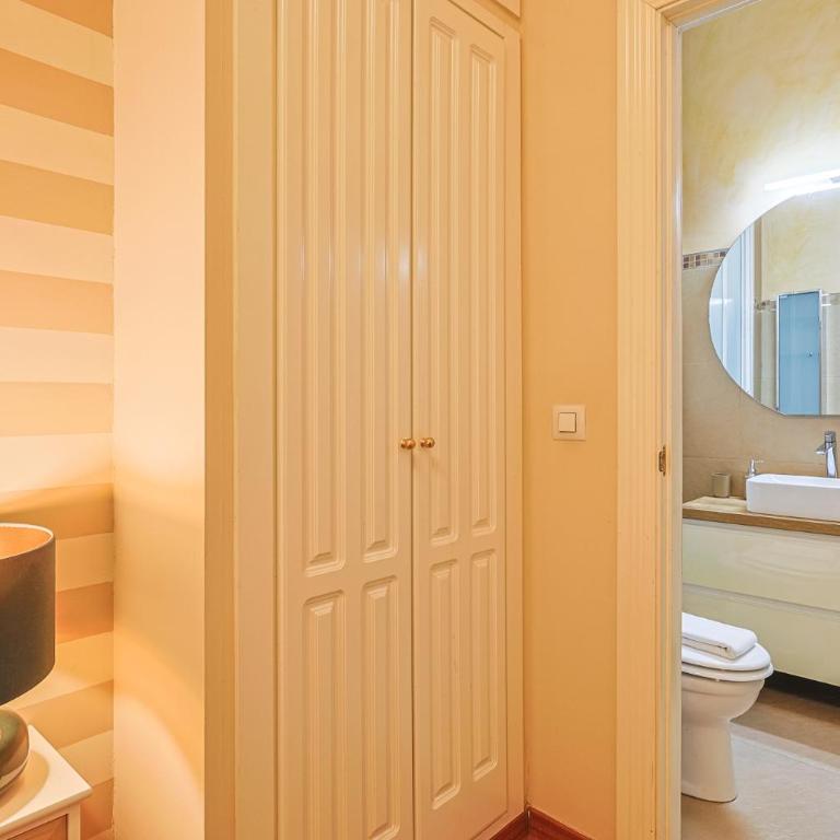 El Rincón de Leandro by SHS - Two-Bedroom Apartment - 10