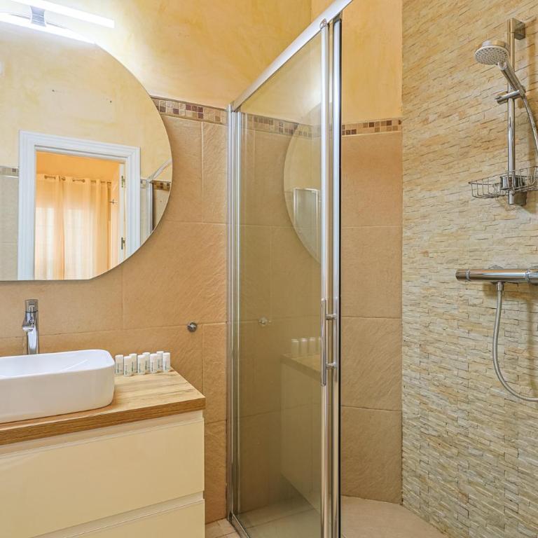 El Rincón de Leandro by SHS - Two-Bedroom Apartment - 15