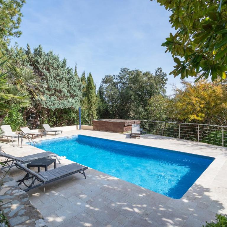 VILLA JUSTINE VI4239 By Riviera Holiday Homes - Villa mit privatem Pool - 9