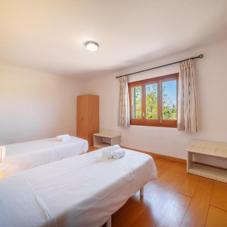 Villa Can Patriarca with Pool, Garden, Mountain Views, ideal for Families - Casa de 4 dormitorios - 36