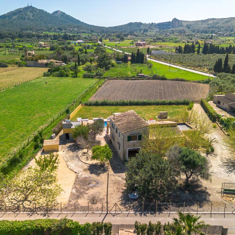 Villa Can Patriarca with Pool, Garden, Mountain Views, ideal for Families - Casa de 4 dormitorios - 76