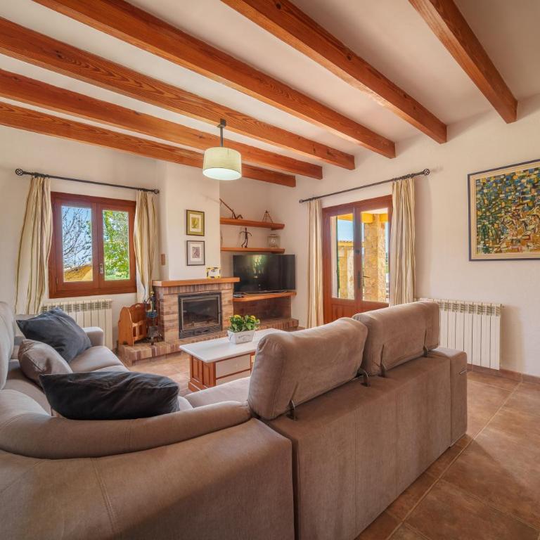 Villa Can Patriarca with Pool, Garden, Mountain Views, ideal for Families - Casa de 4 dormitorios - 28