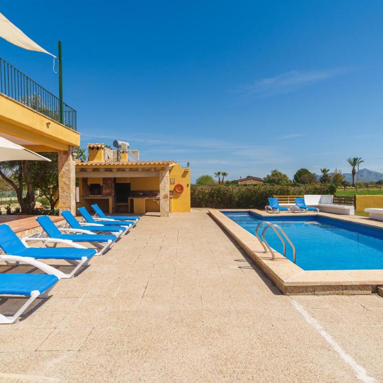 Villa Can Patriarca with Pool, Garden, Mountain Views, ideal for Families - Casa de 4 dormitorios - 66