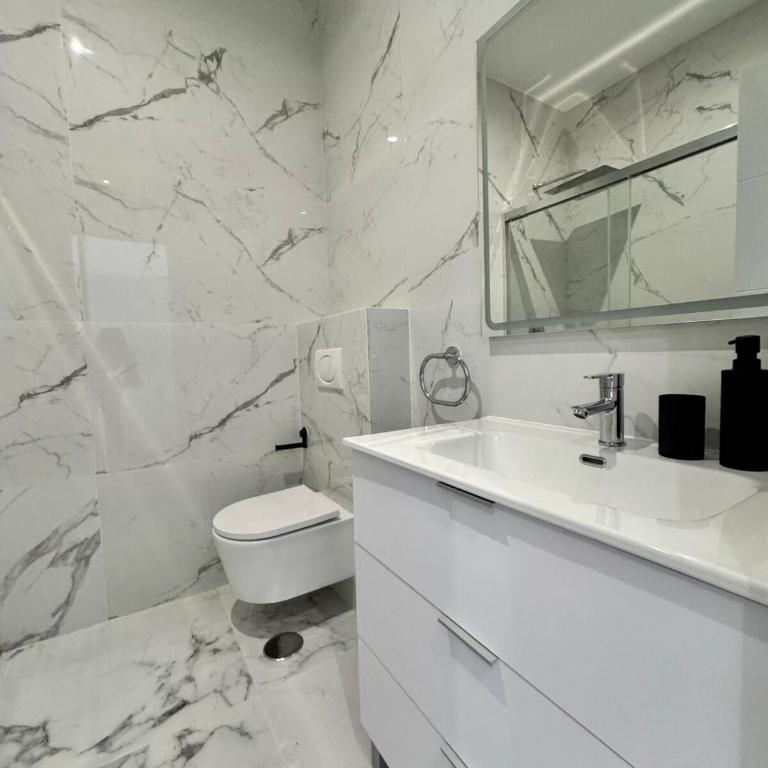 LaFrenchTouch - Estudio con piscina todo el año - Apartamento de 1 dormitorio - 12