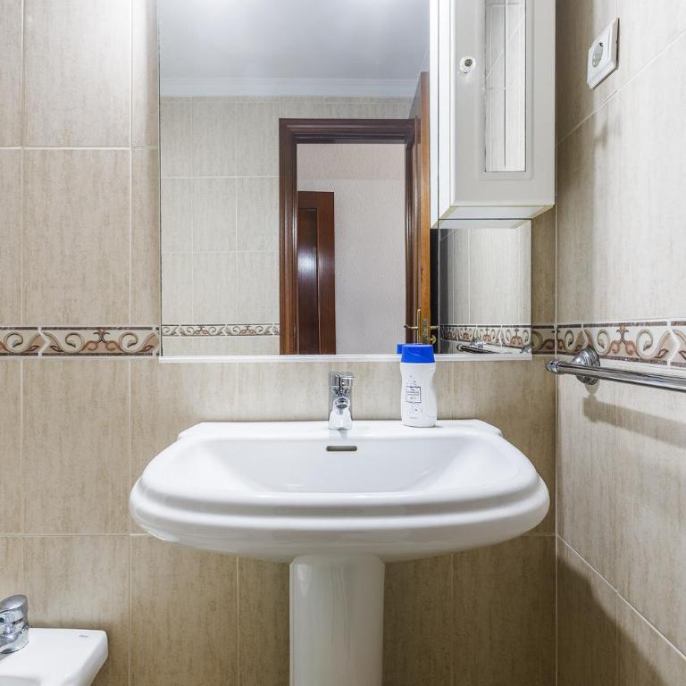 A&N Spacious Terrace Family Apartment Downtown - Apartamento con terraza - 32