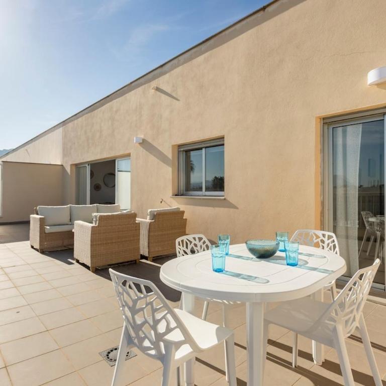 Ático con terraza y vistas al mar - Apartamento Ático - 6