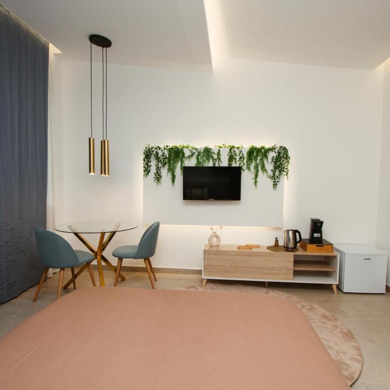 Suites Domus Fysi - Quadruple Room with Terrace - 4
