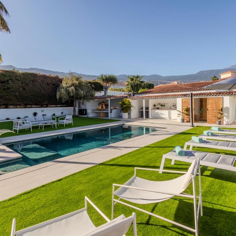 Luxury villa Teide View, Pool, Sauna & Golf by Pámpano Experiences - Chalet Superior - 14