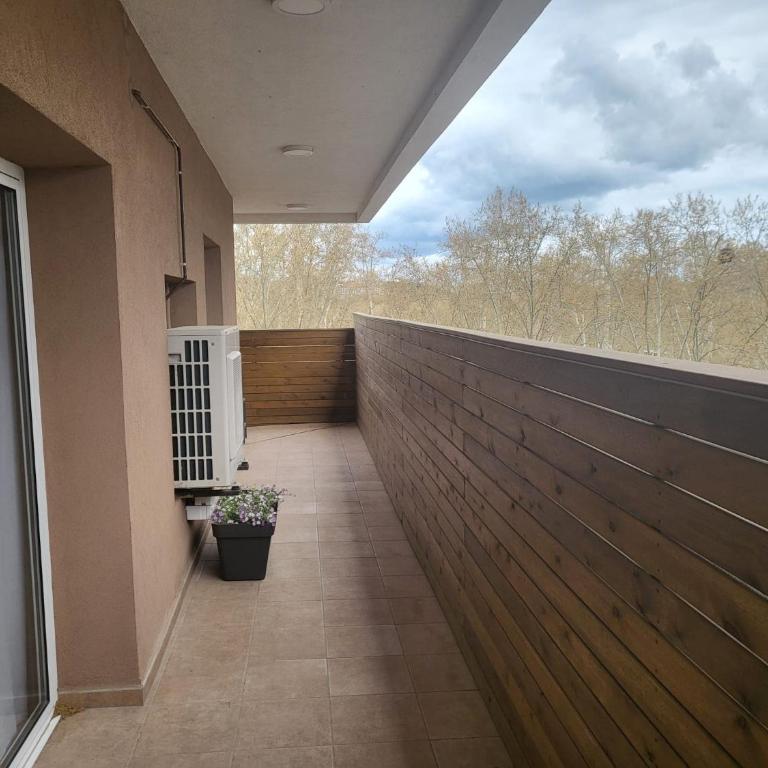Piso céntrico de 3 habitaciones con terraza y vistas - Apartamento con vistas al parque - 3