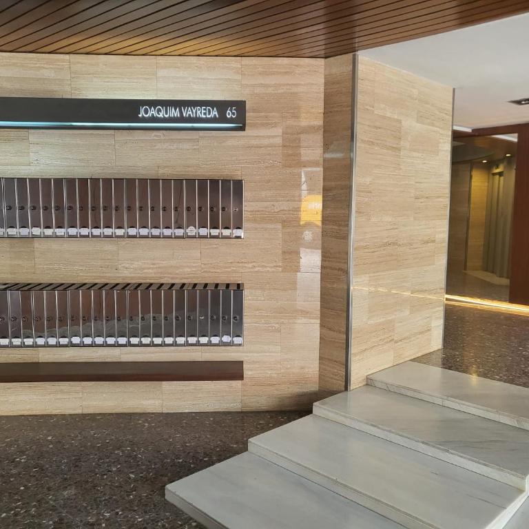 Piso céntrico de 3 habitaciones con terraza y vistas - Apartamento con vistas al parque - 5