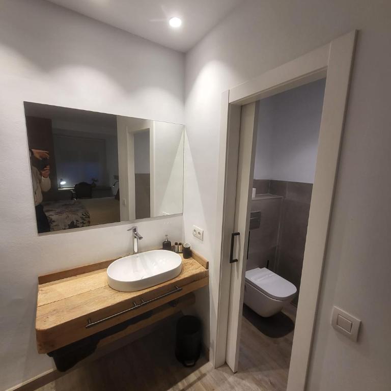 Piso céntrico de 3 habitaciones con terraza y vistas - Apartamento con vistas al parque - 15