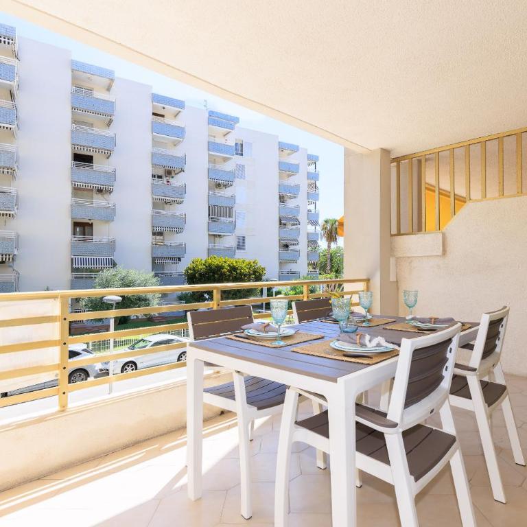 UHC Novelty Family Complex - Apartamento de 1 dormitorio - 2