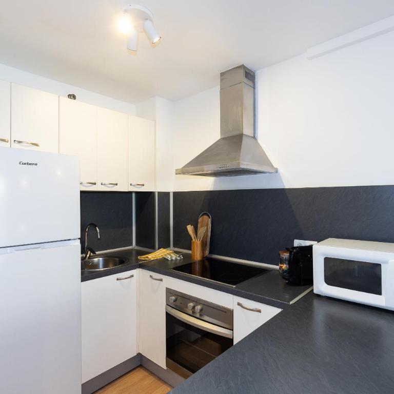 UHC Novelty Family Complex - Apartamento de 1 dormitorio - 12