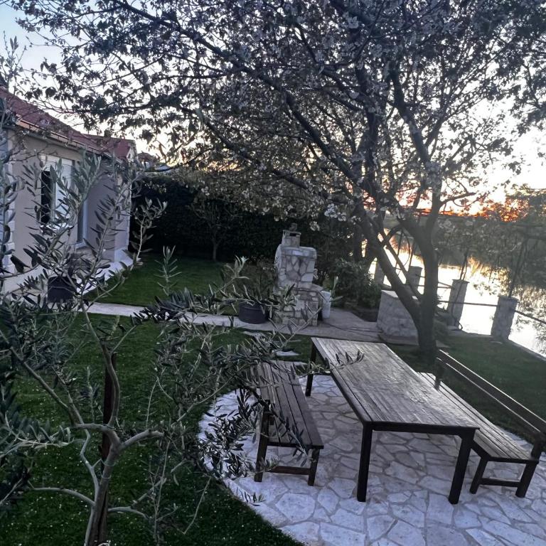 Odmor uz Trebišnjicu - Apartman sa 1 Spavaćom Sobom - 23