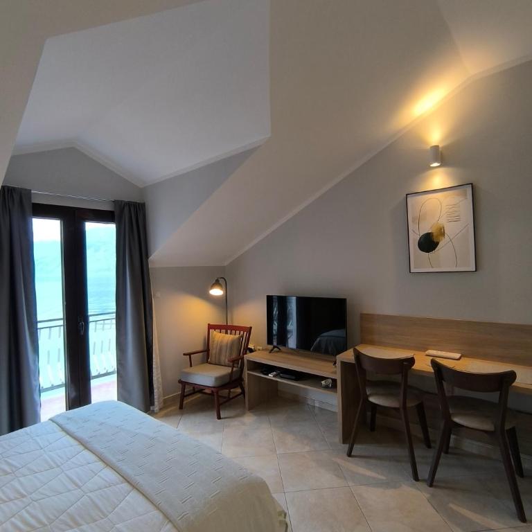 Apartments Djurovic - Studio with Sea View - 8
