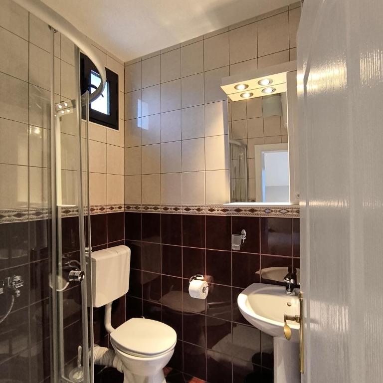 Apartments Djurovic - Studio with Sea View - 9