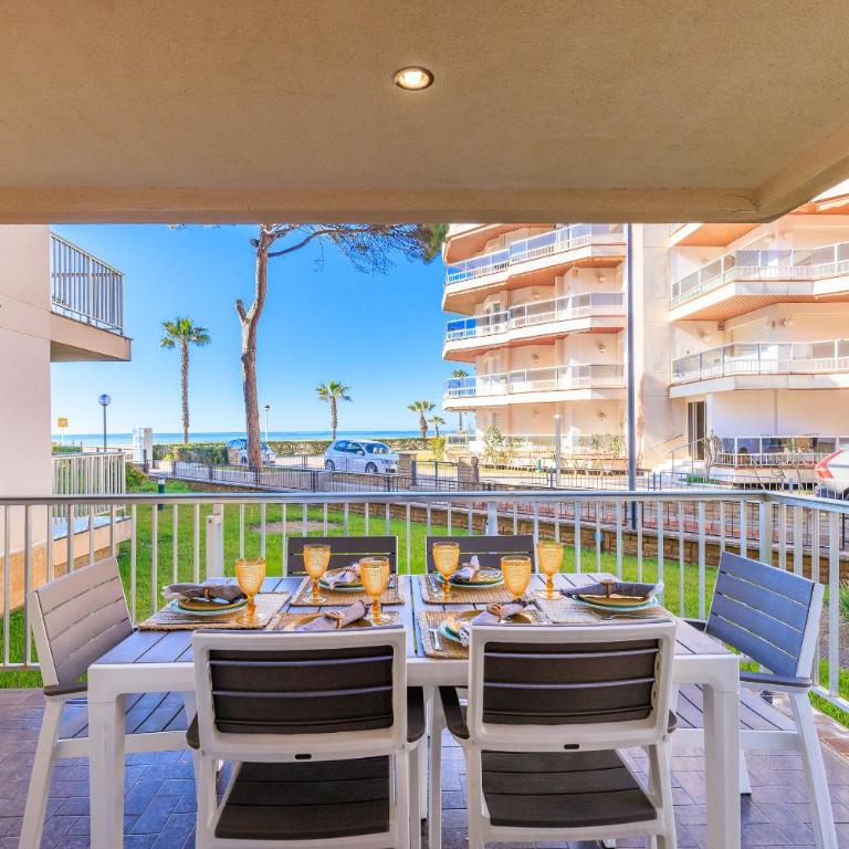 UHC DMS FAMILY APARTMENTS - Apartamento - Planta baja - 1