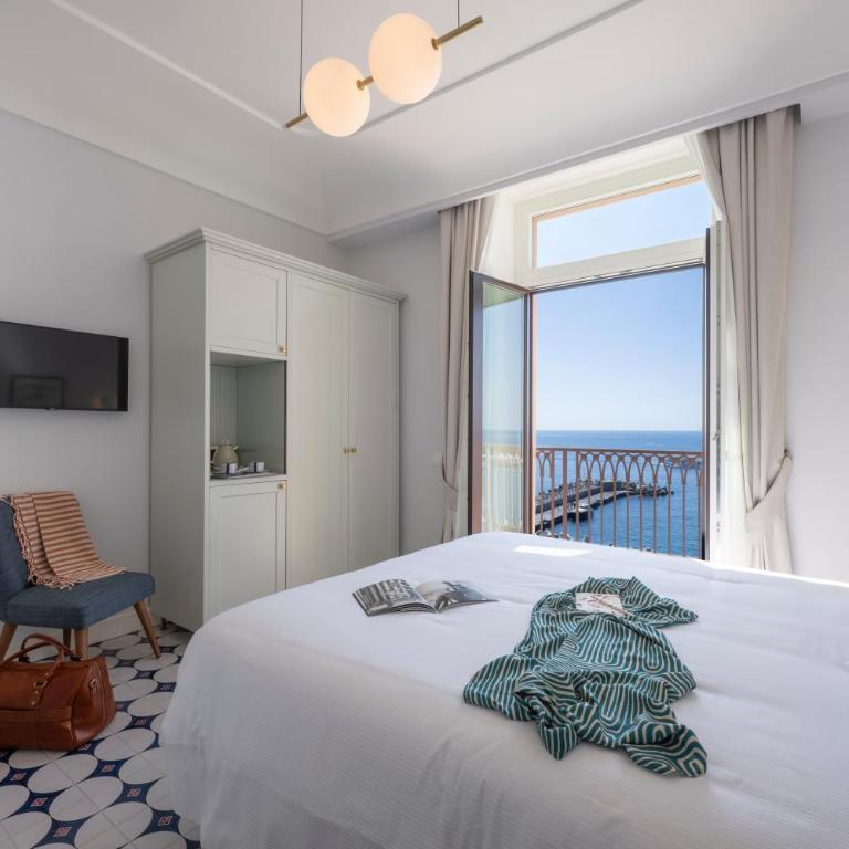ABBRACCIO Amalfi Boutique Retreat - Camera Matrimoniale Deluxe con Balcone e Vista Mare - 6