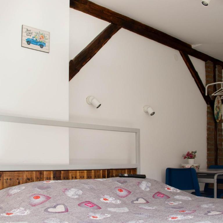 Apartment By the River - Studio - 7